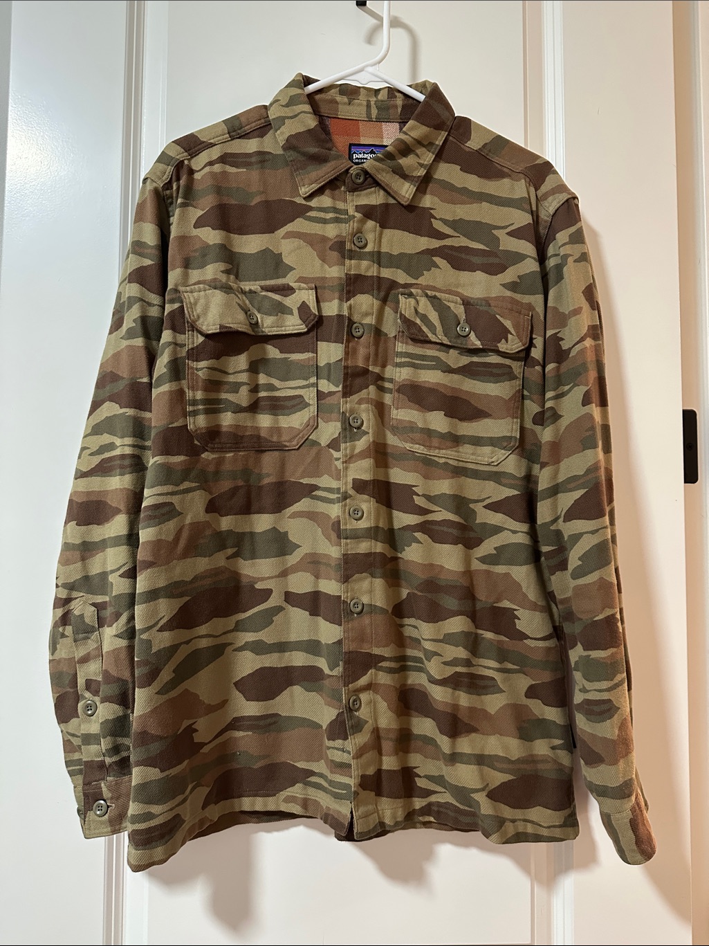 Patagonia Men's Camo Button-Up Flannel - Olive Green & Brown